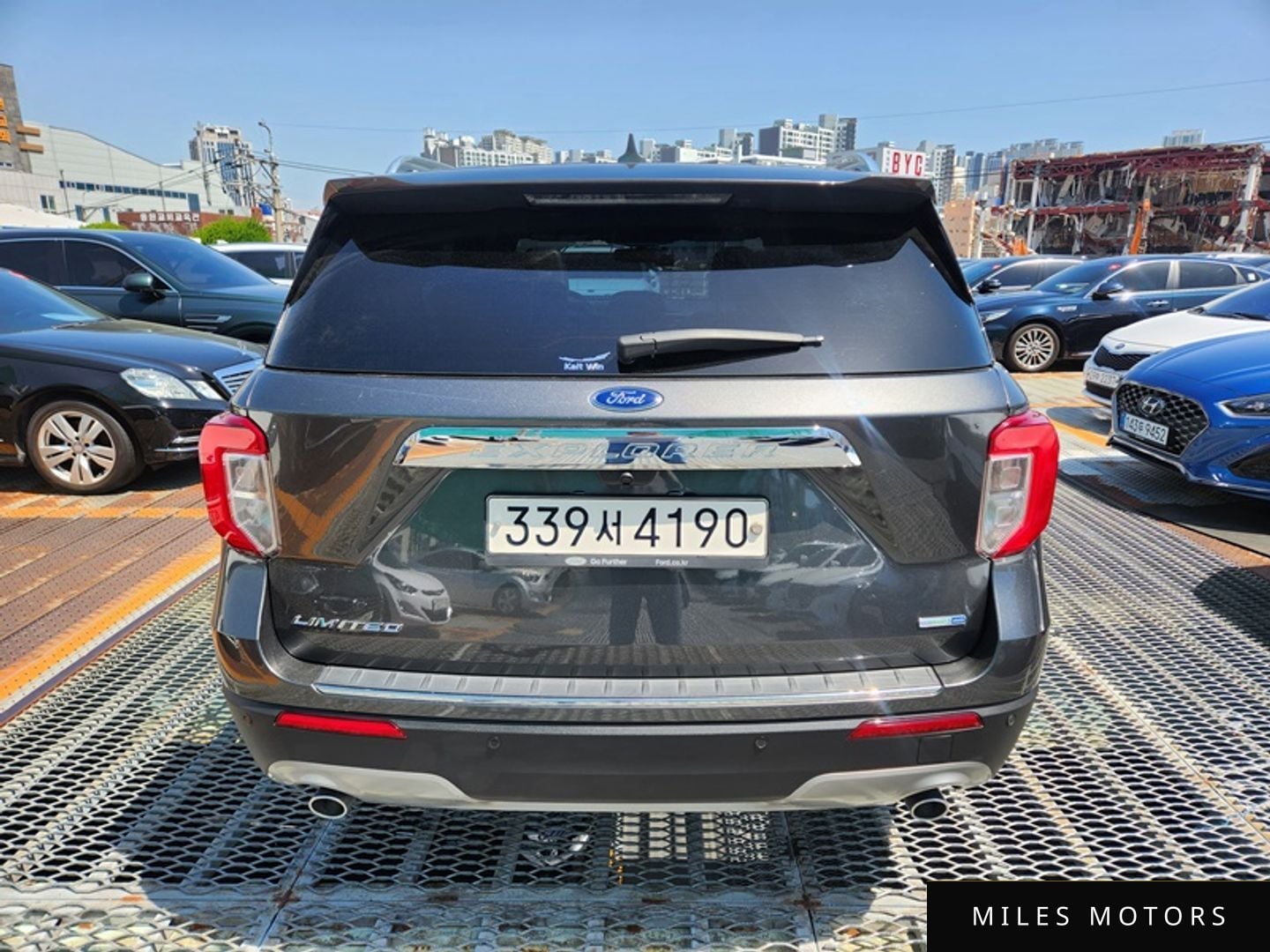 Ford Explorer 2020 — миниатюра 5