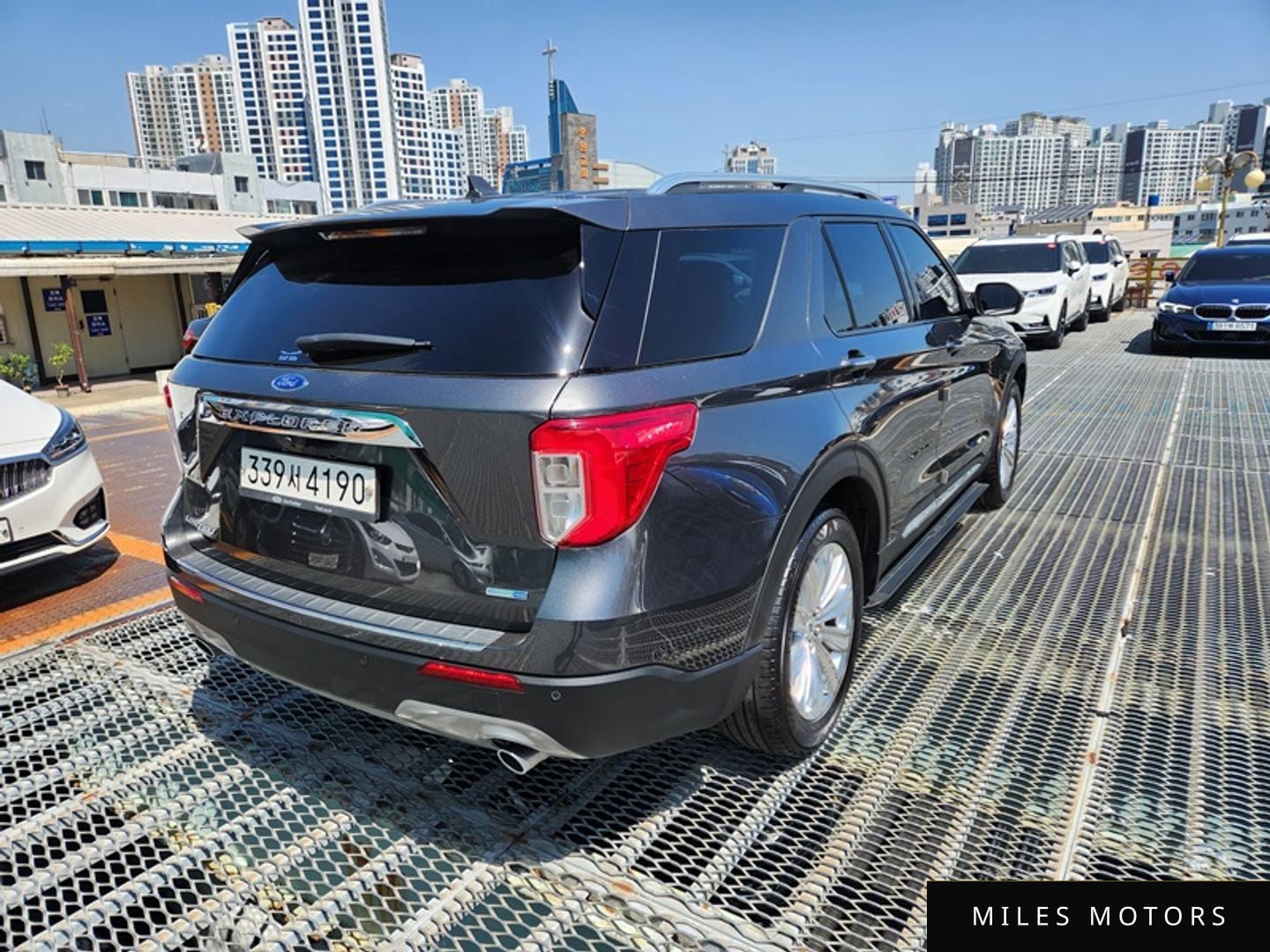 Ford Explorer 2020 — миниатюра 6