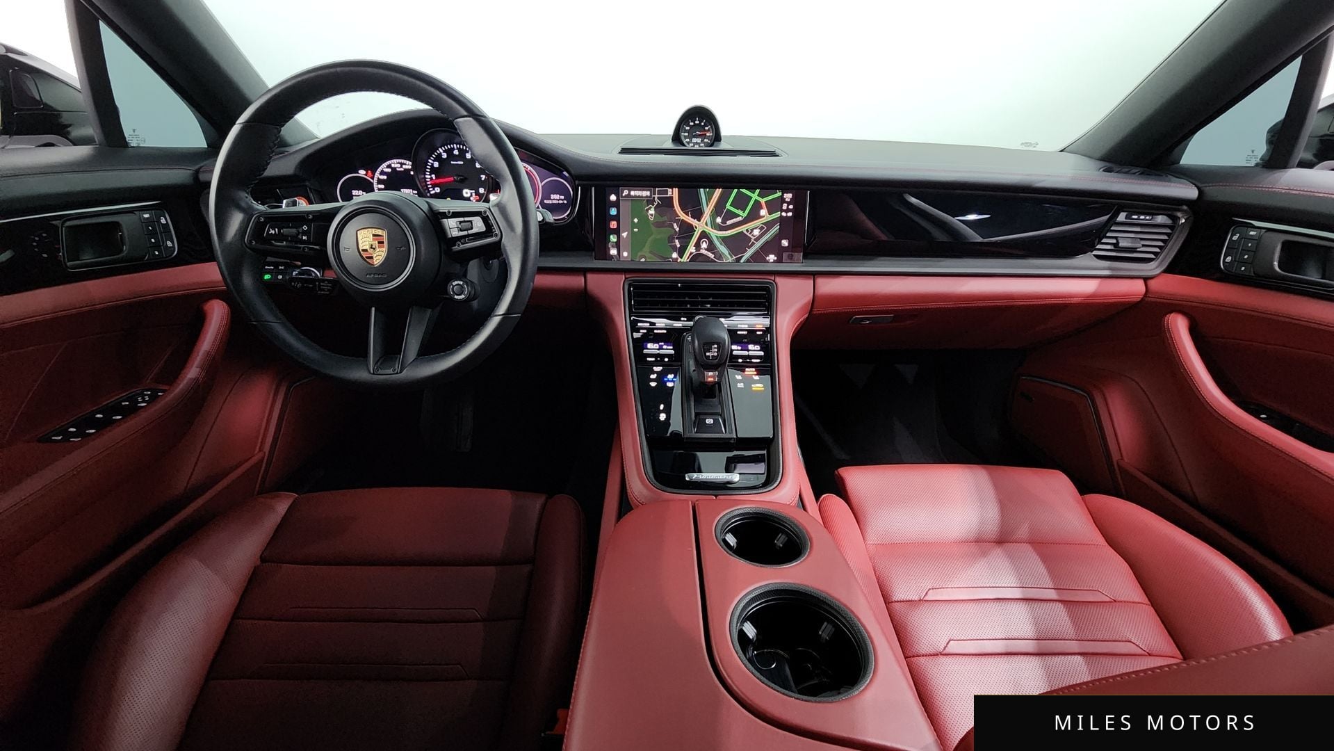 Porsche 파나메라 (971) 2023 — миниатюра 10