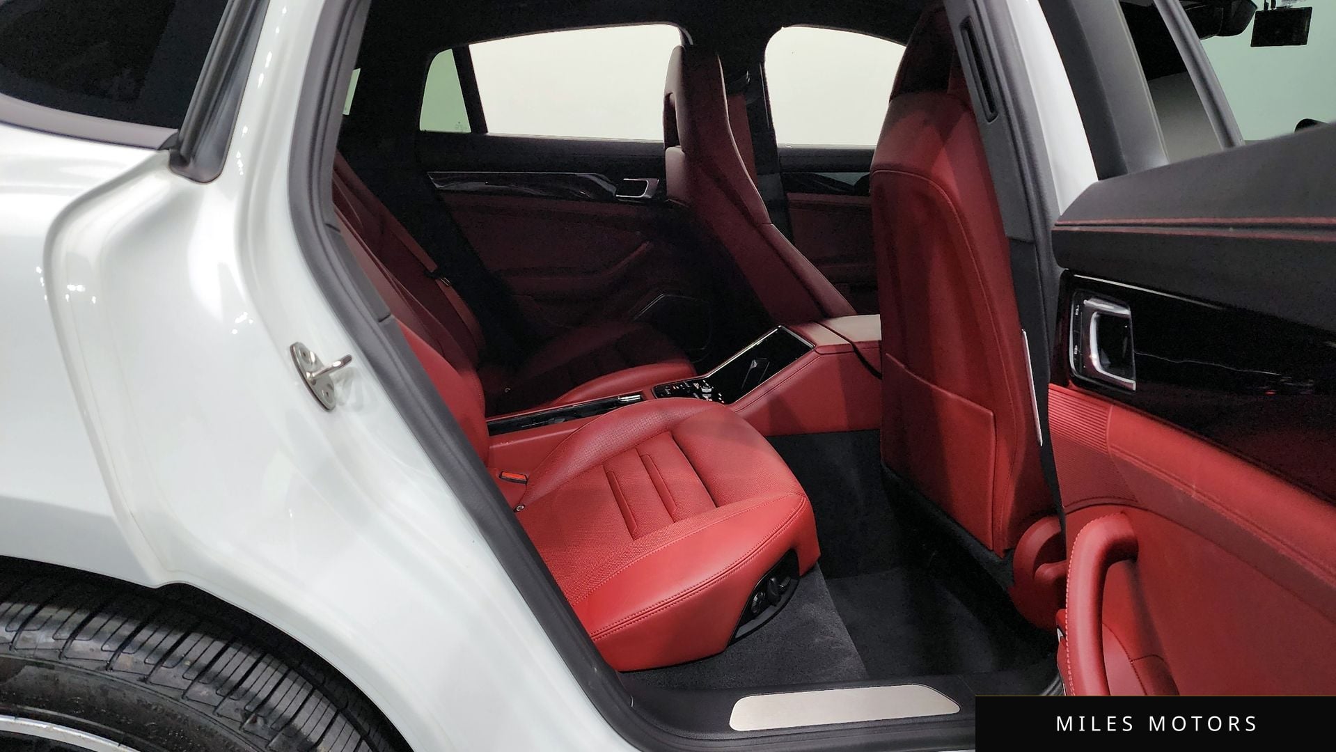 Porsche 파나메라 (971) 2023 — миниатюра 16