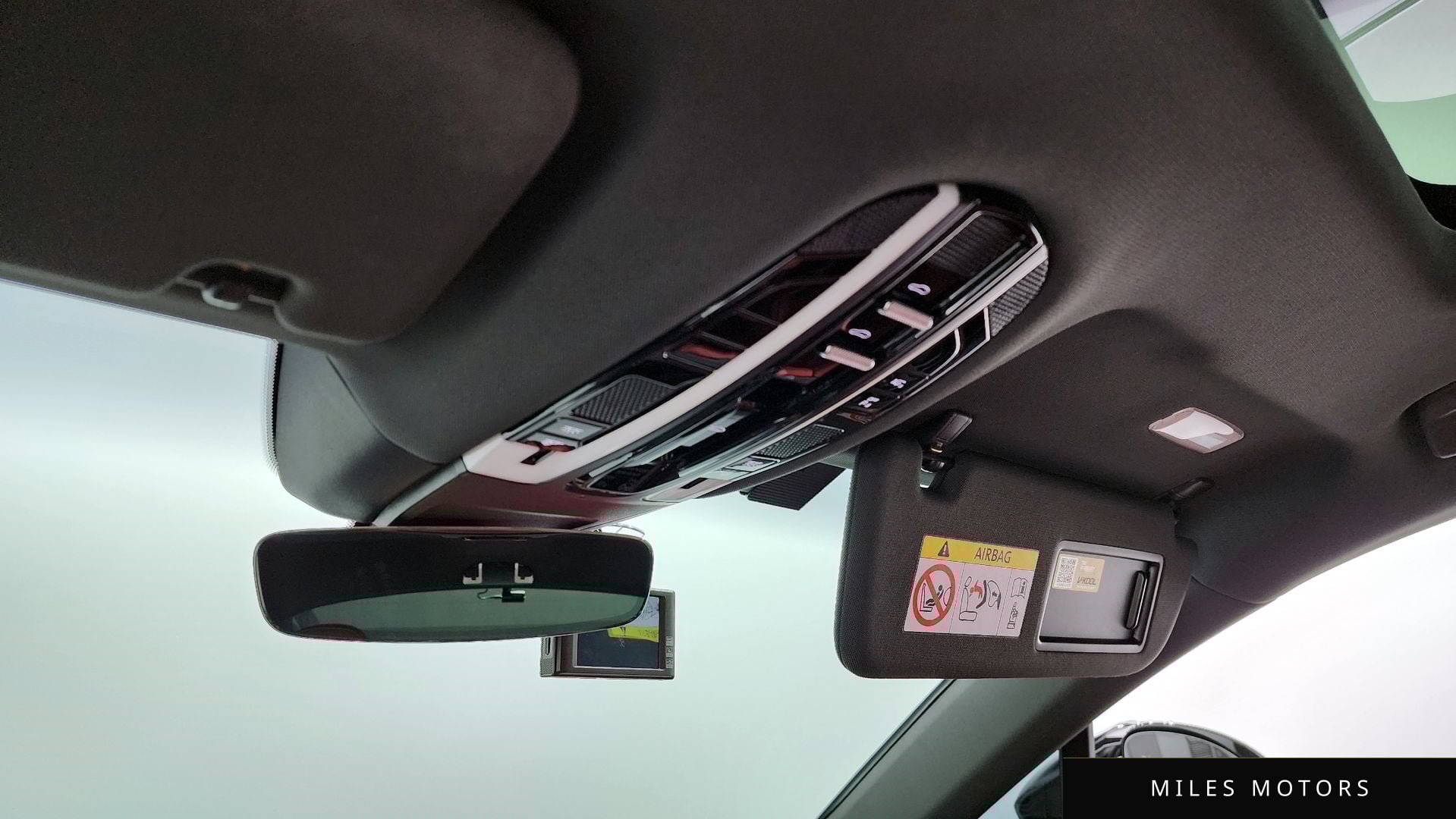 Porsche 파나메라 (971) 2023 — миниатюра 21