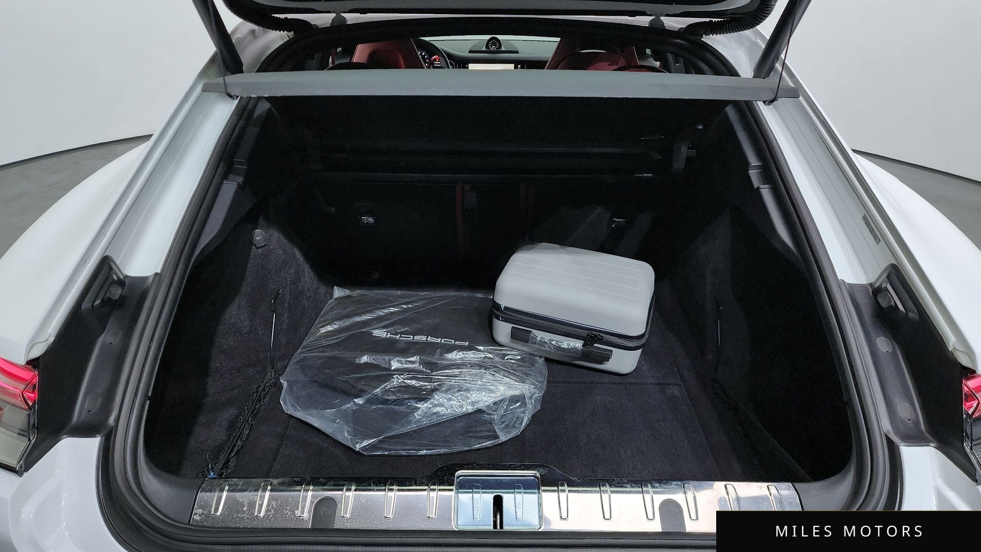 Porsche 파나메라 (971) 2023 — миниатюра 23