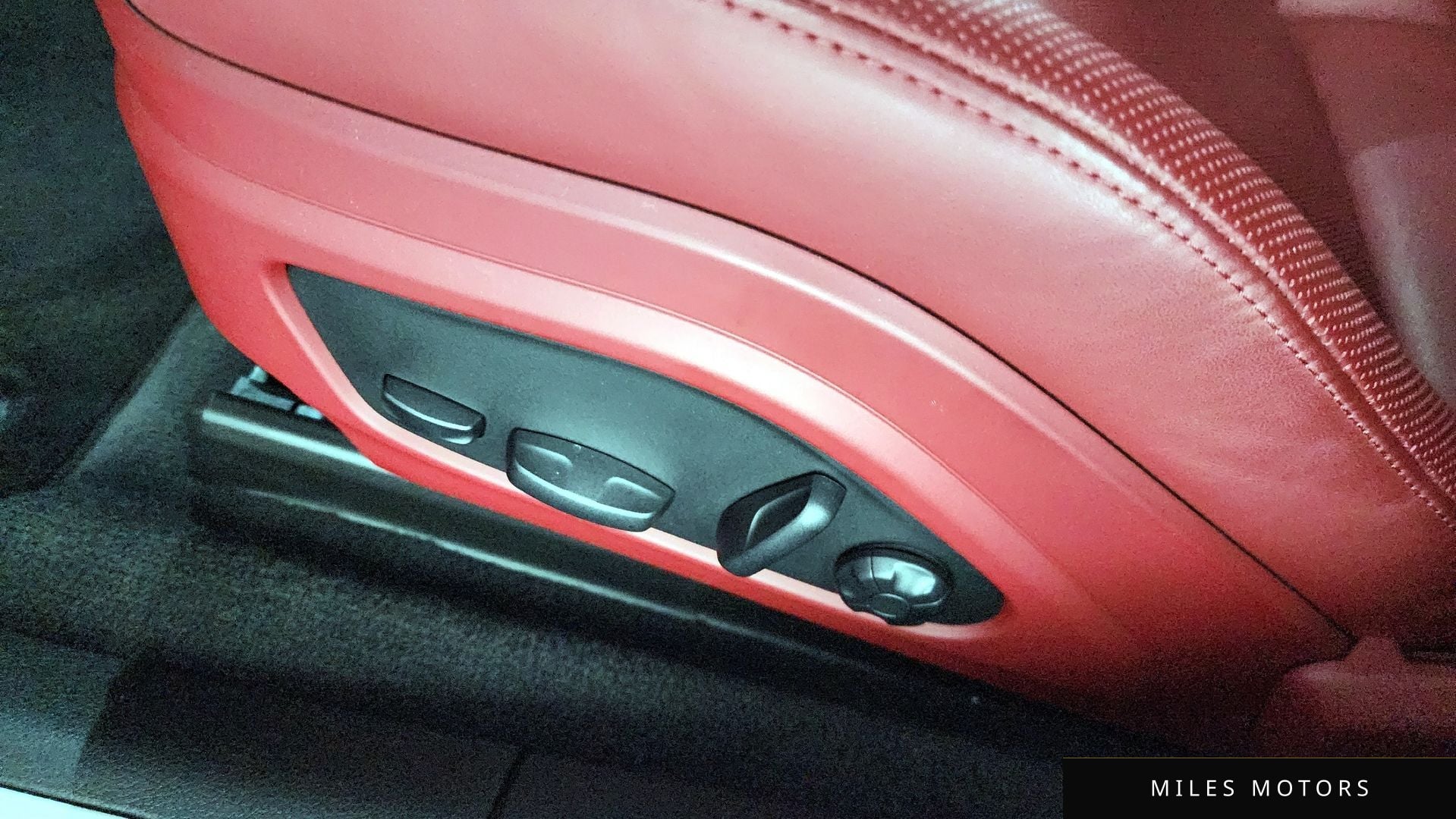 Porsche 파나메라 (971) 2023 — миниатюра 29