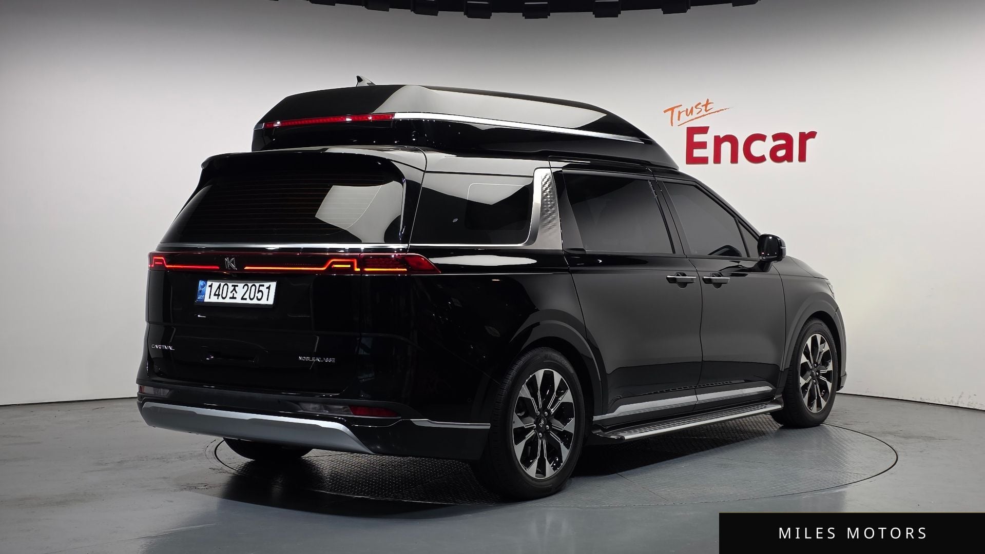Kia Carnival 2022 — миниатюра 2