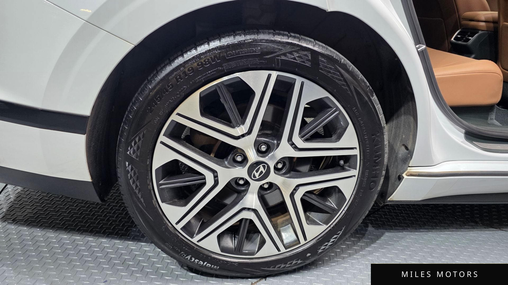 Hyundai 그랜저 (GN7) 2023 — миниатюра 5