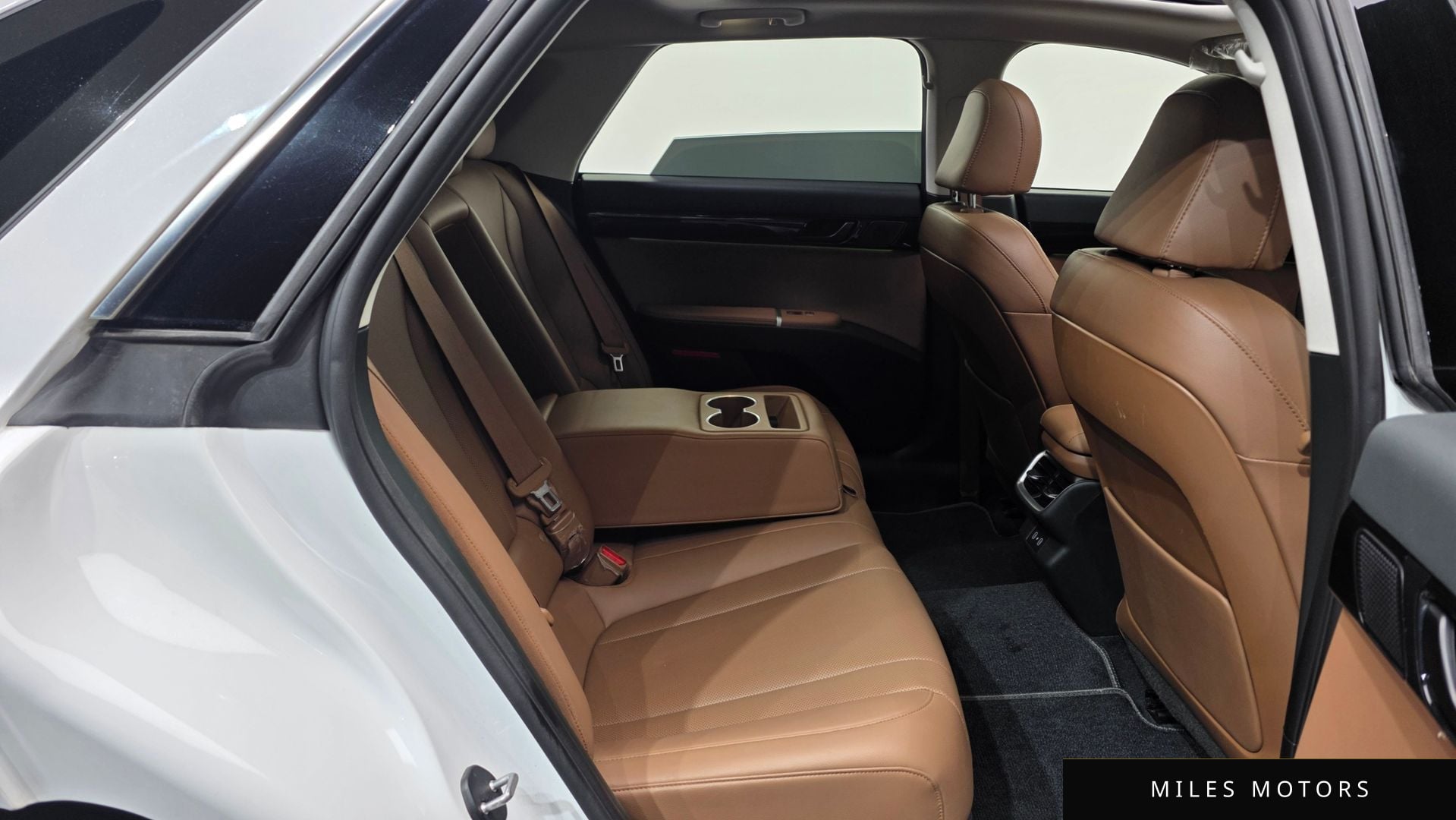 Hyundai 그랜저 (GN7) 2023 — миниатюра 18