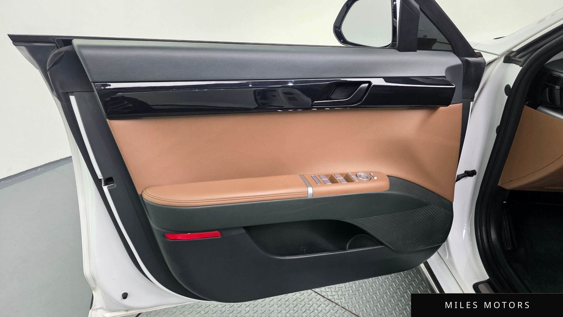 Hyundai 그랜저 (GN7) 2023 — миниатюра 14