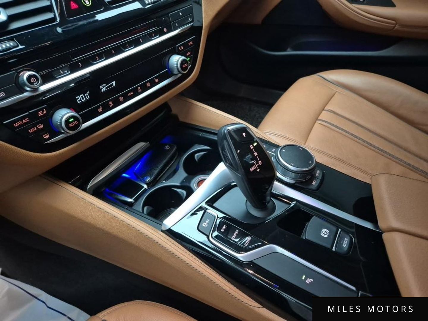 BMW 5 Series (G30) 2018 — миниатюра 12