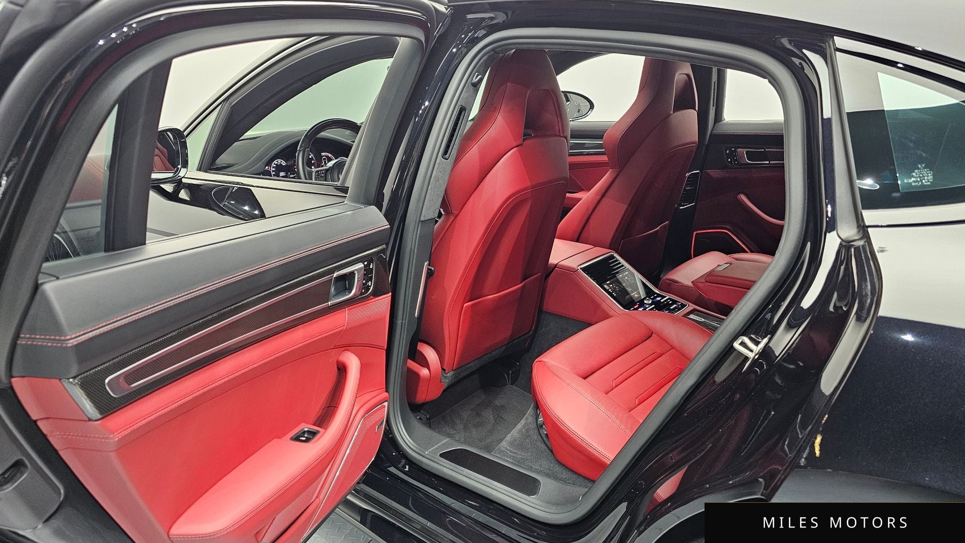 Porsche 파나메라 (971) 2020 — миниатюра 17