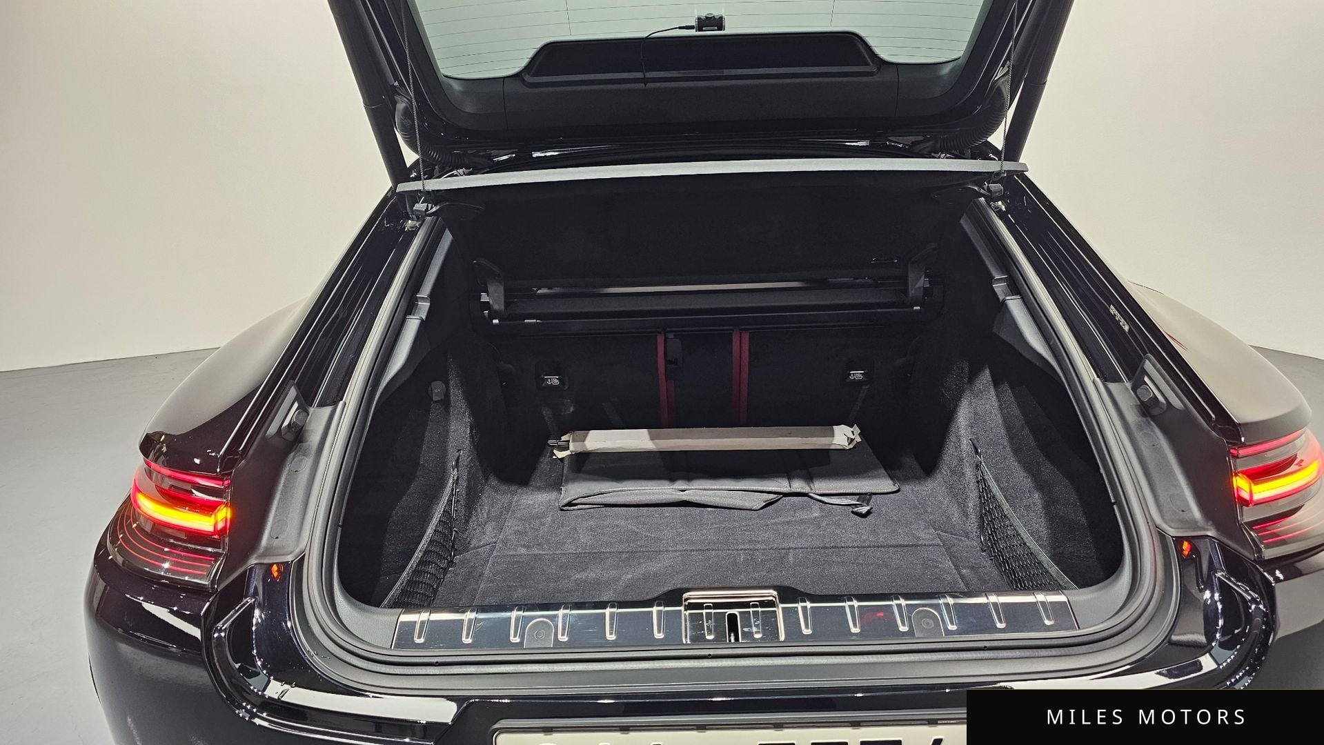 Porsche 파나메라 (971) 2020 — миниатюра 27