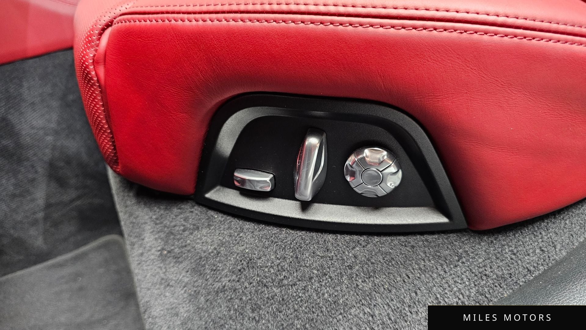 Porsche 파나메라 (971) 2020 — миниатюра 32