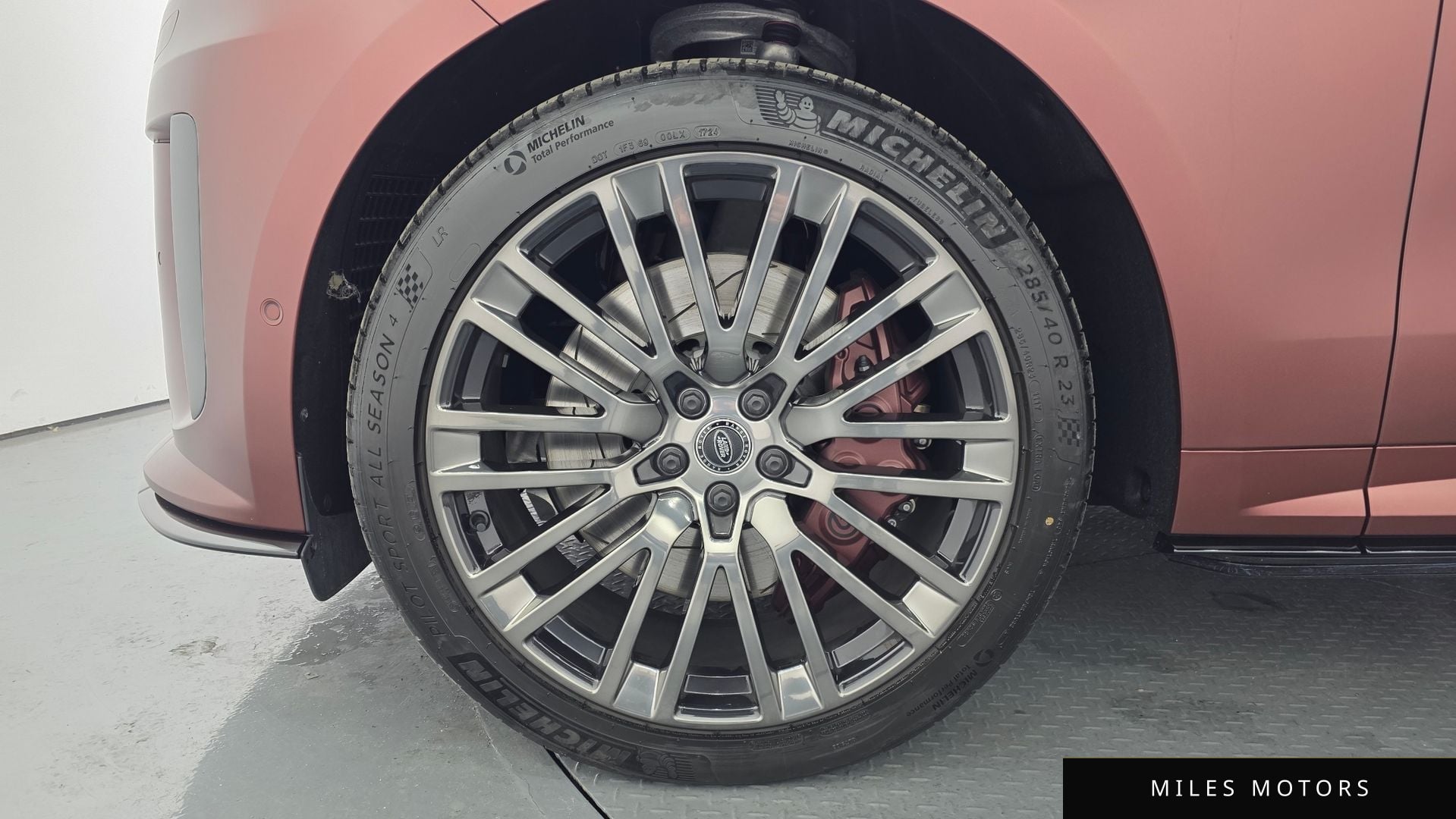 Land Rover Range Rover Sport 2025 — миниатюра 9