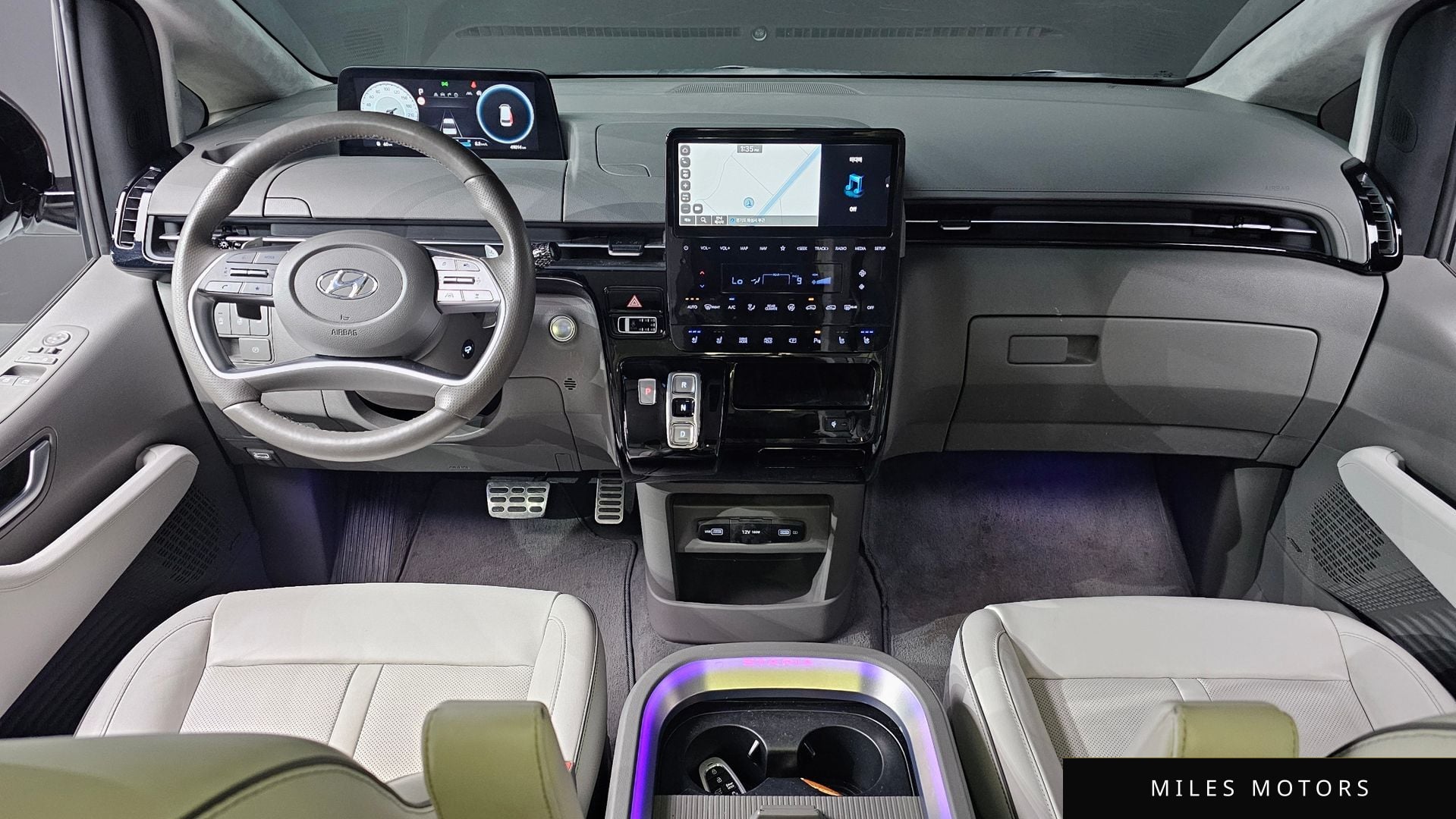 Hyundai Staria 2023 — миниатюра 10
