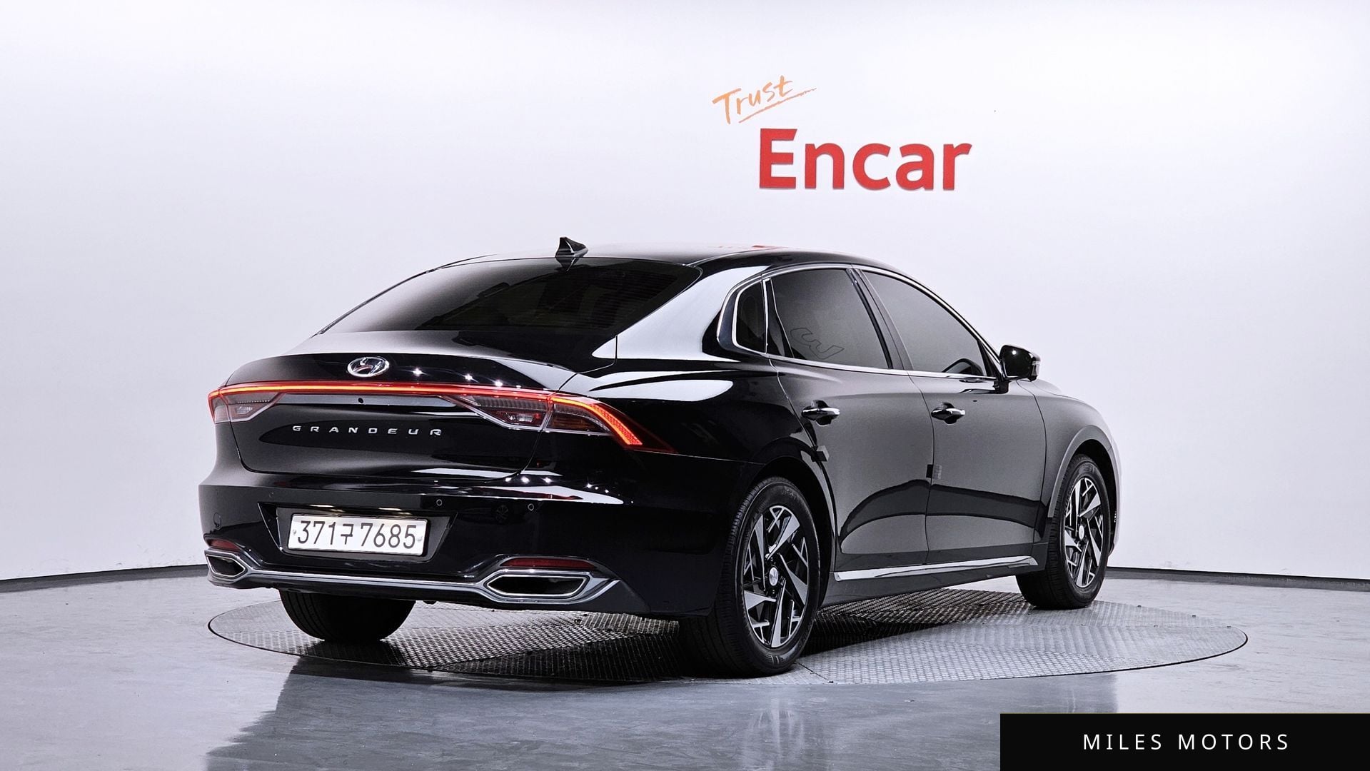 Hyundai Grandeur 2022 — миниатюра 2