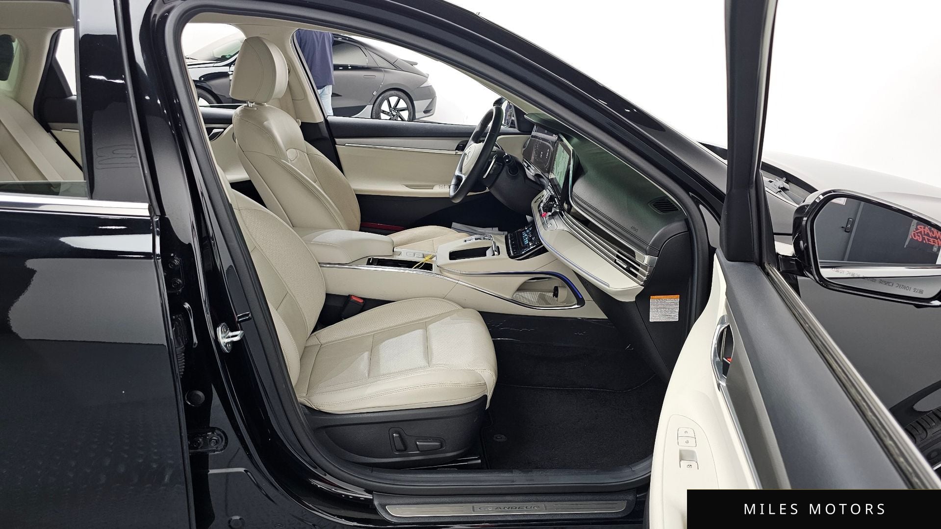 Hyundai Grandeur 2022 — миниатюра 17