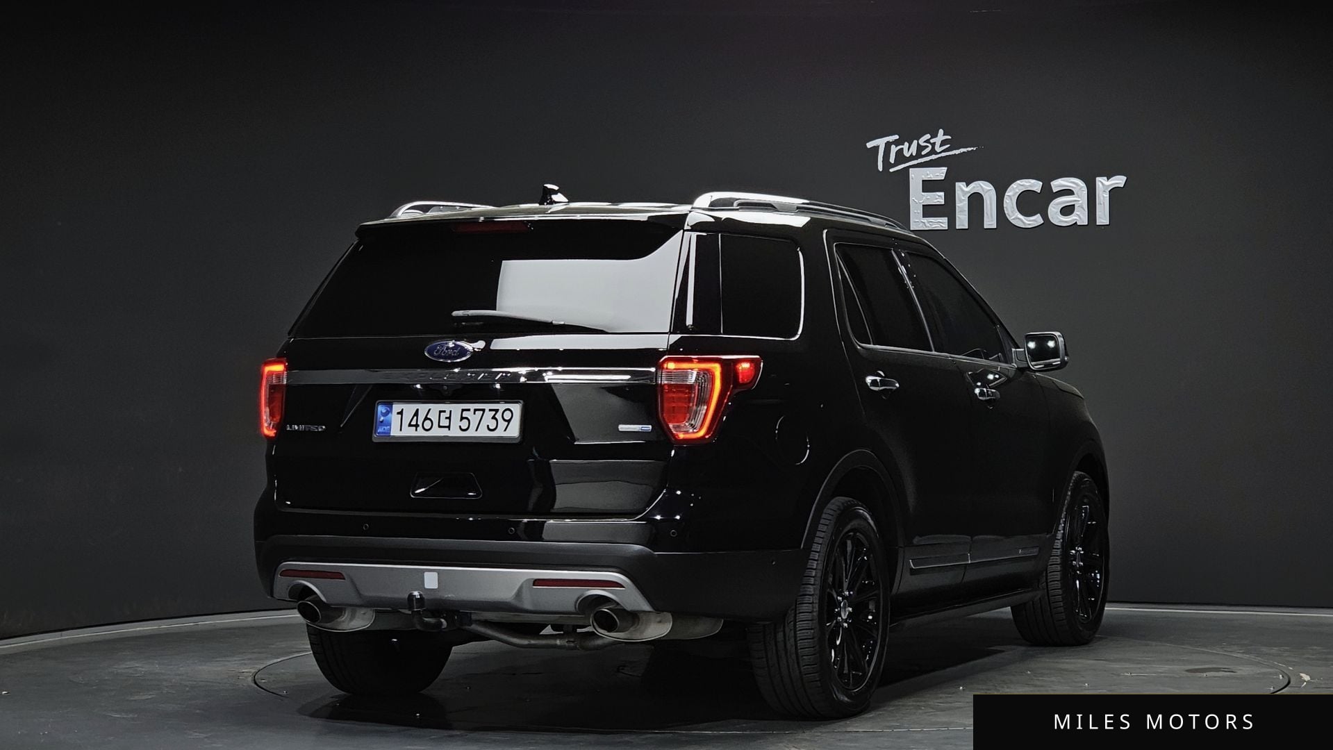 Ford Explorer 2017 — миниатюра 2
