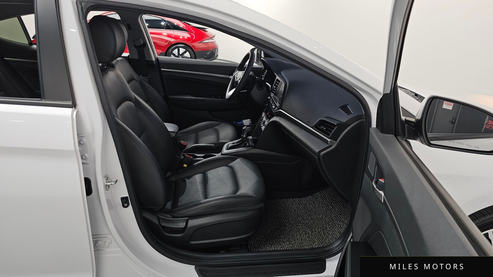 Hyundai AVANTE 2020 — миниатюра 17
