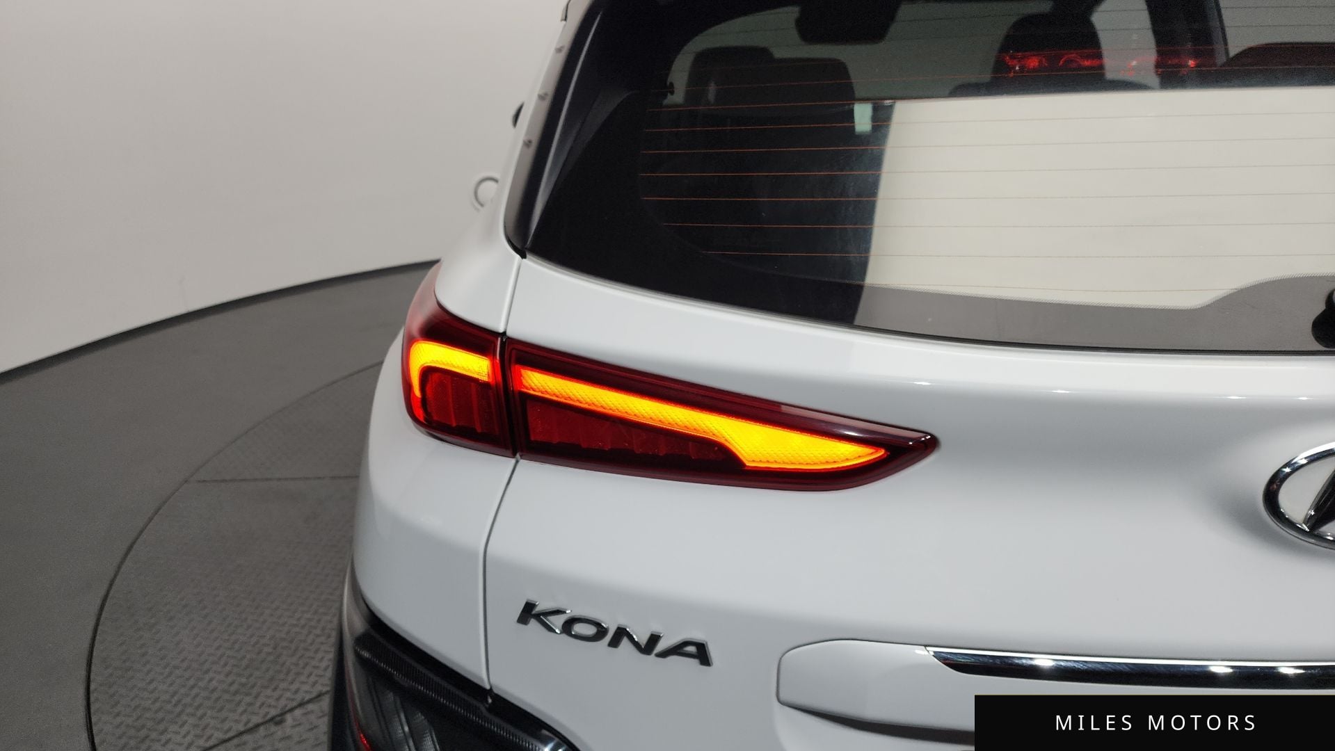 Hyundai Kona 2022 — миниатюра 9