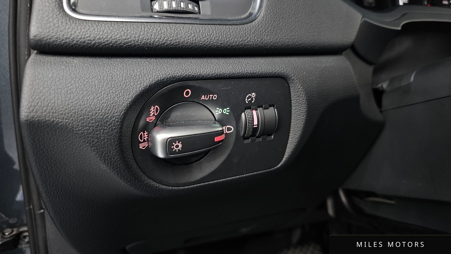 Audi Q3 2013 — миниатюра 15
