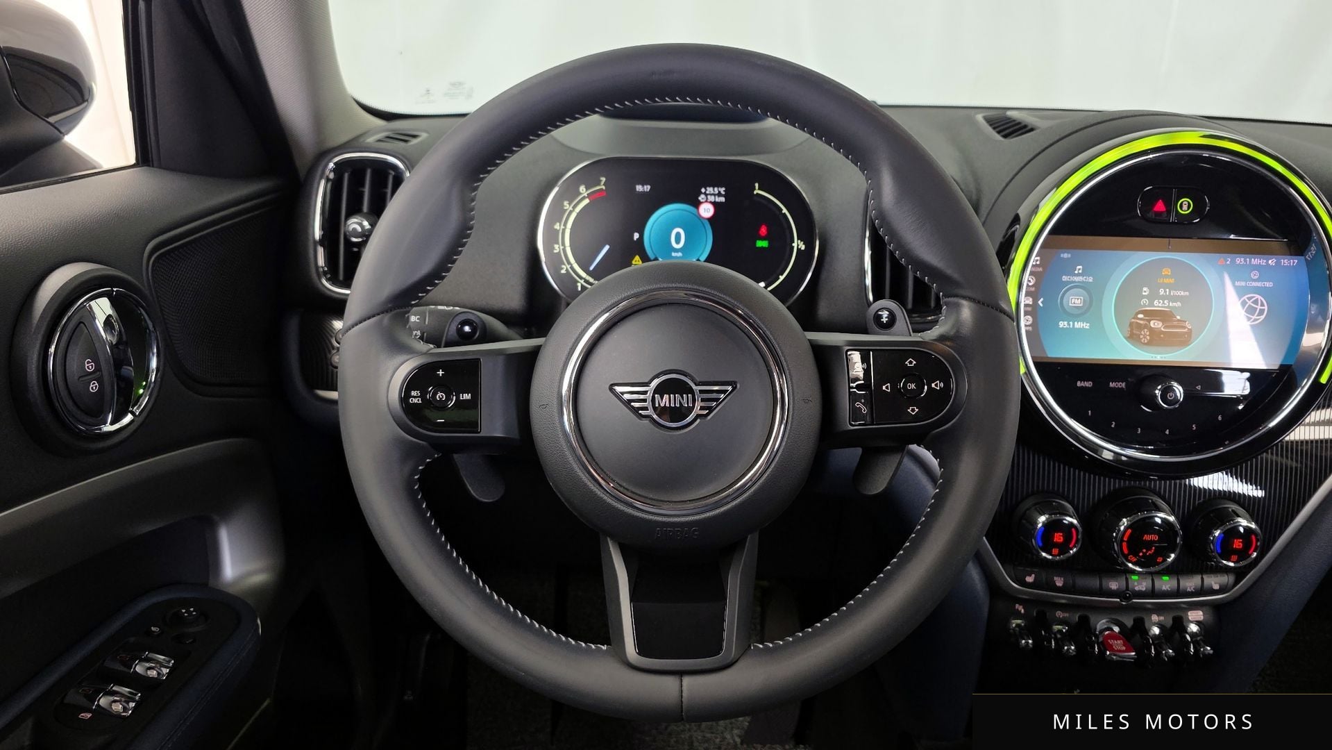 MINI 쿠퍼 S 컨트리맨 2023 — миниатюра 12