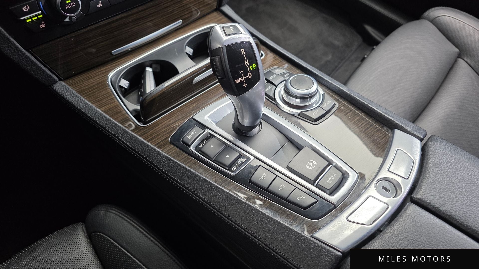 BMW 7 Series (F01) 2013 — миниатюра 9