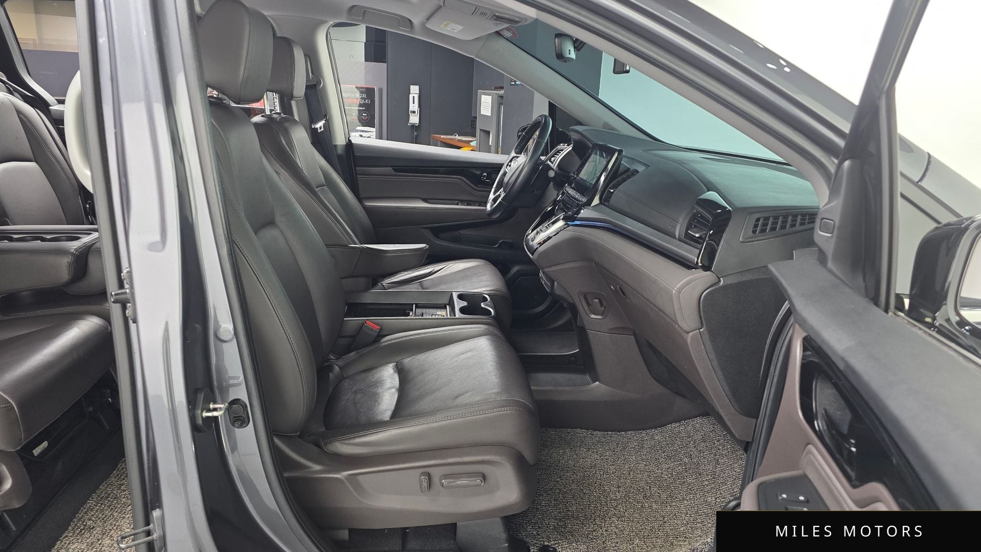 Honda Odyssey 2019 — миниатюра 17