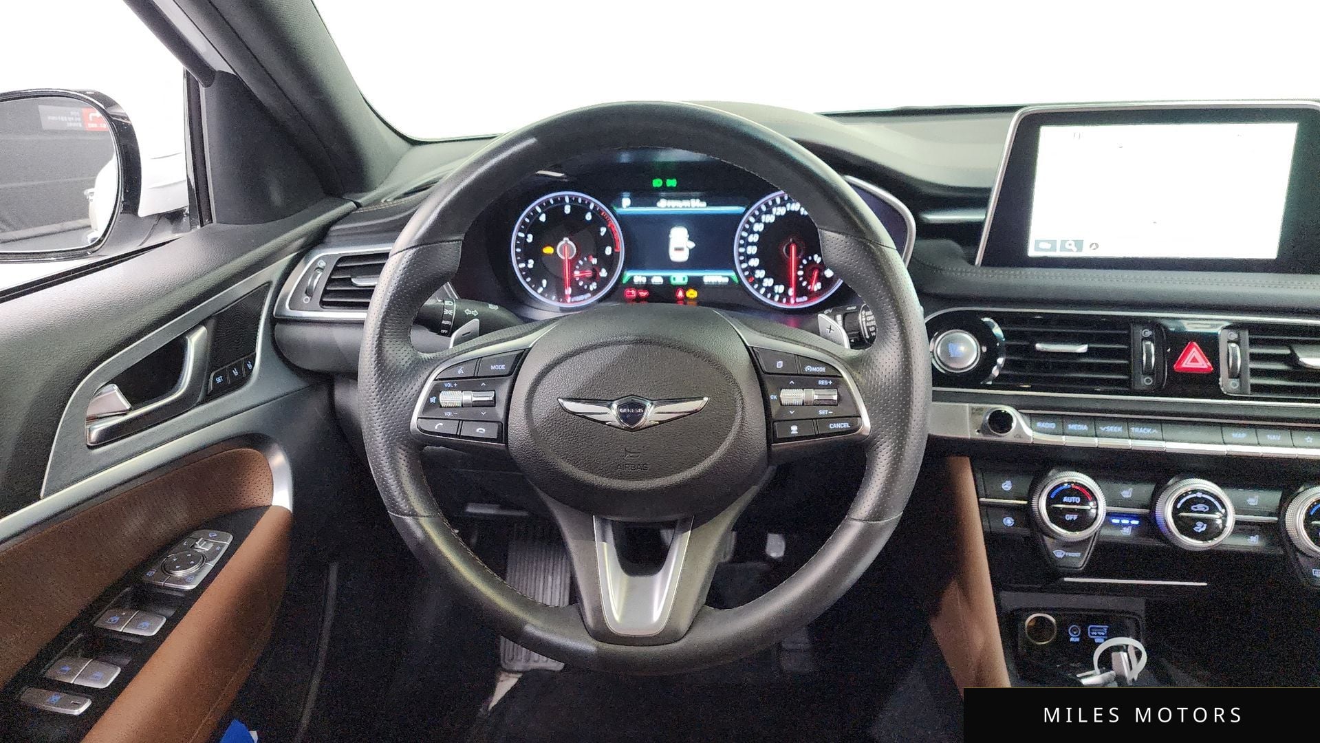 Genesis G70 2019 — миниатюра 18