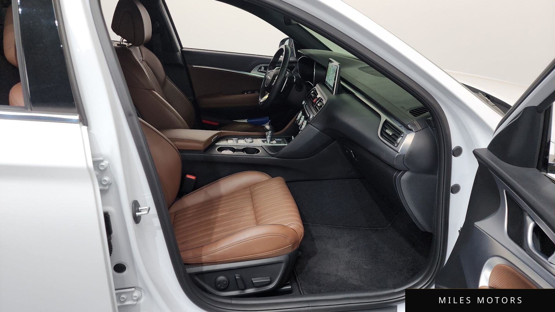 Genesis G70 2019 — миниатюра 16