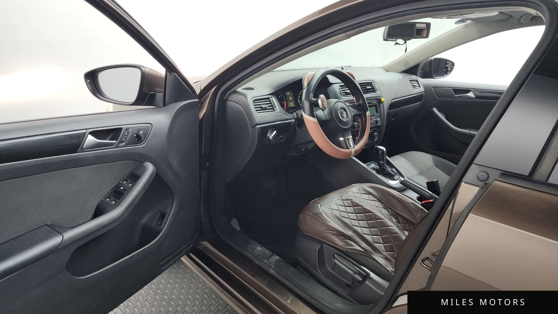 Volkswagen Jetta 2013 — миниатюра 10