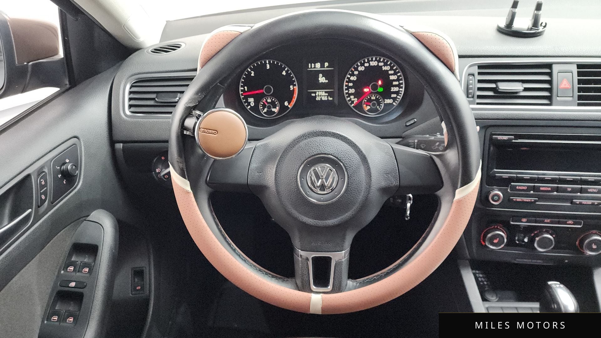 Volkswagen Jetta 2013 — миниатюра 12