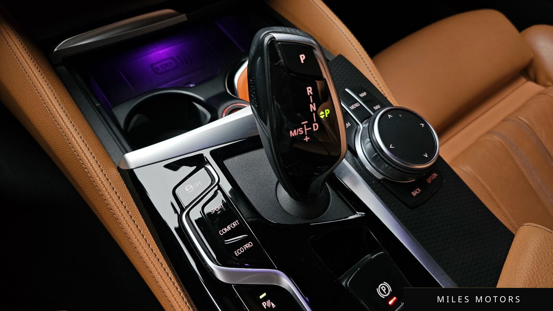 BMW 5 Series (G30) 2023 — миниатюра 12