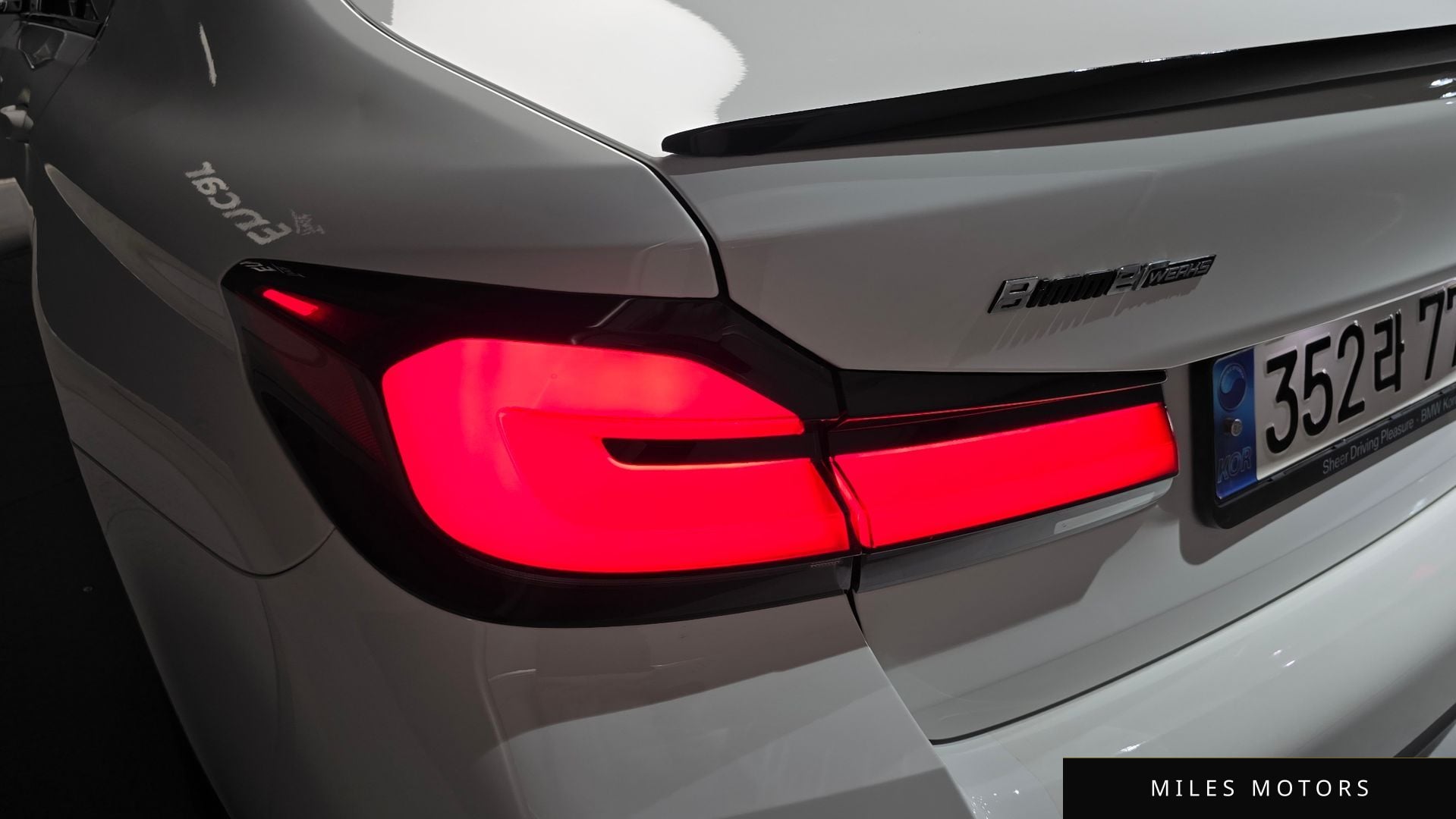 BMW 5 Series (G30) 2023 — миниатюра 9