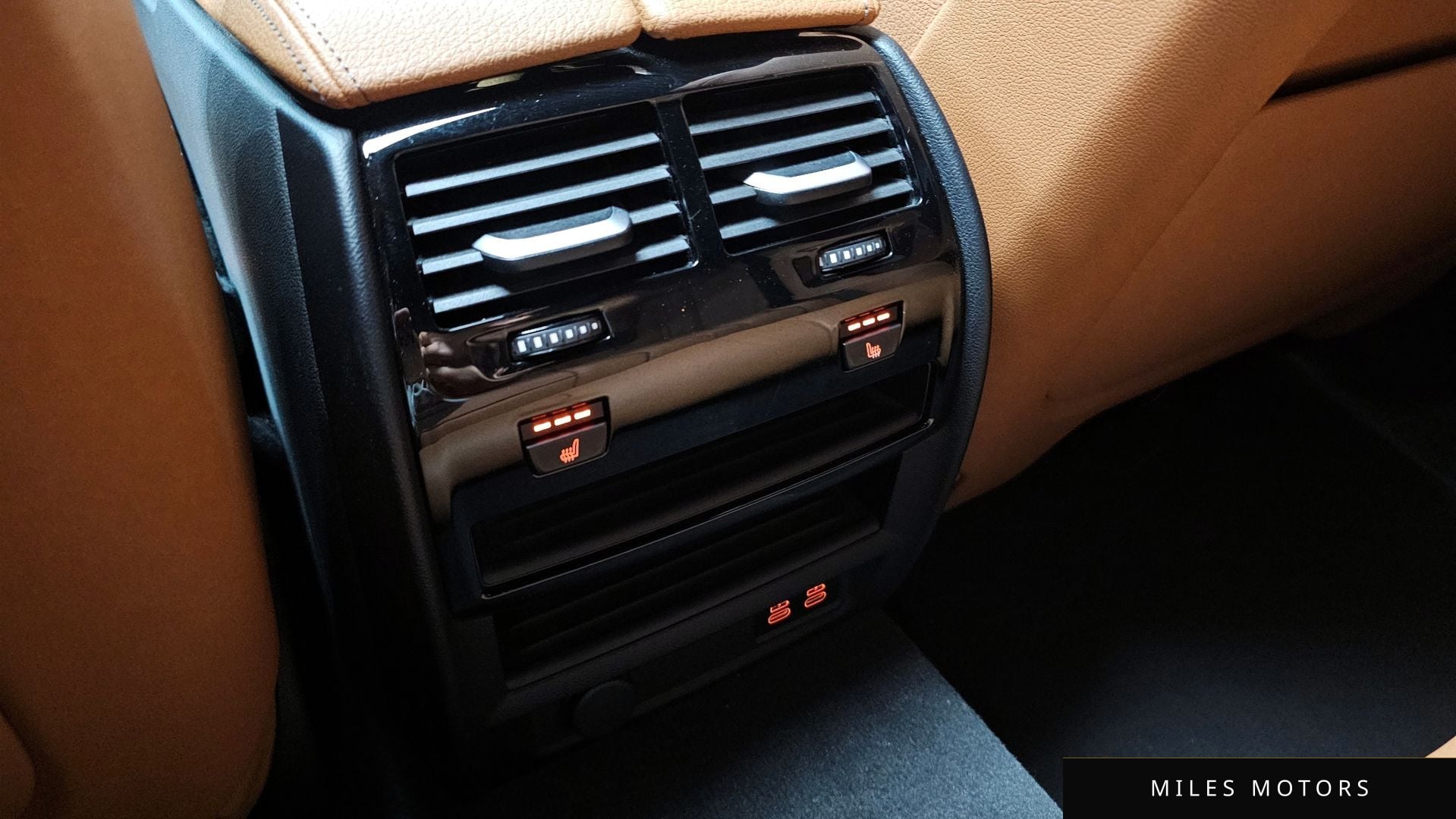 BMW 5 Series (G30) 2023 — миниатюра 28