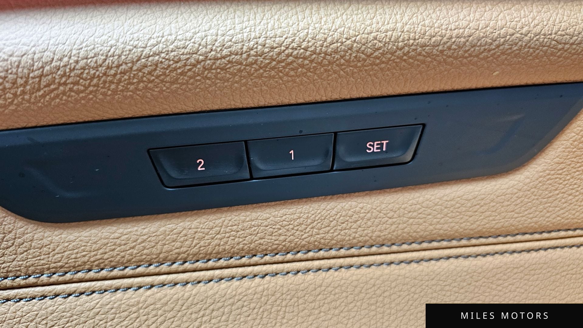 BMW 5 Series (G30) 2023 — миниатюра 30