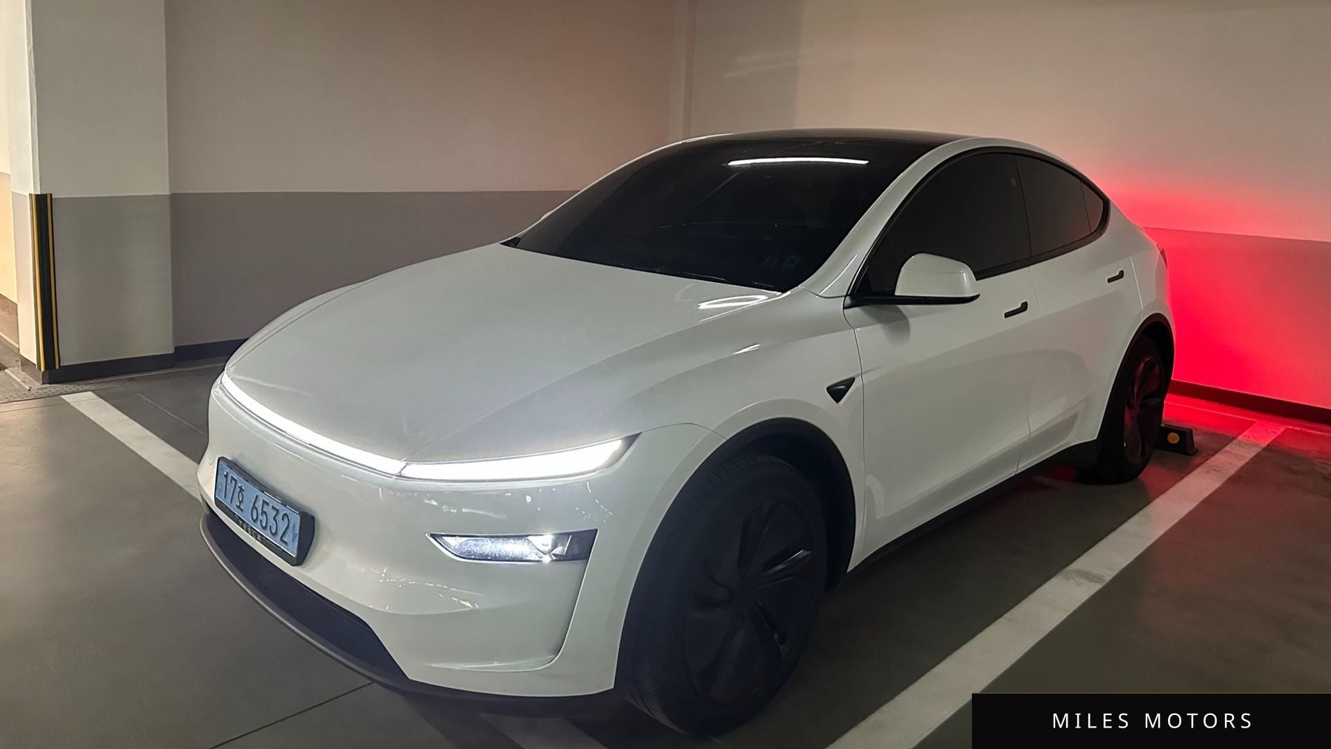 Tesla Model Y 2025 — миниатюра 2