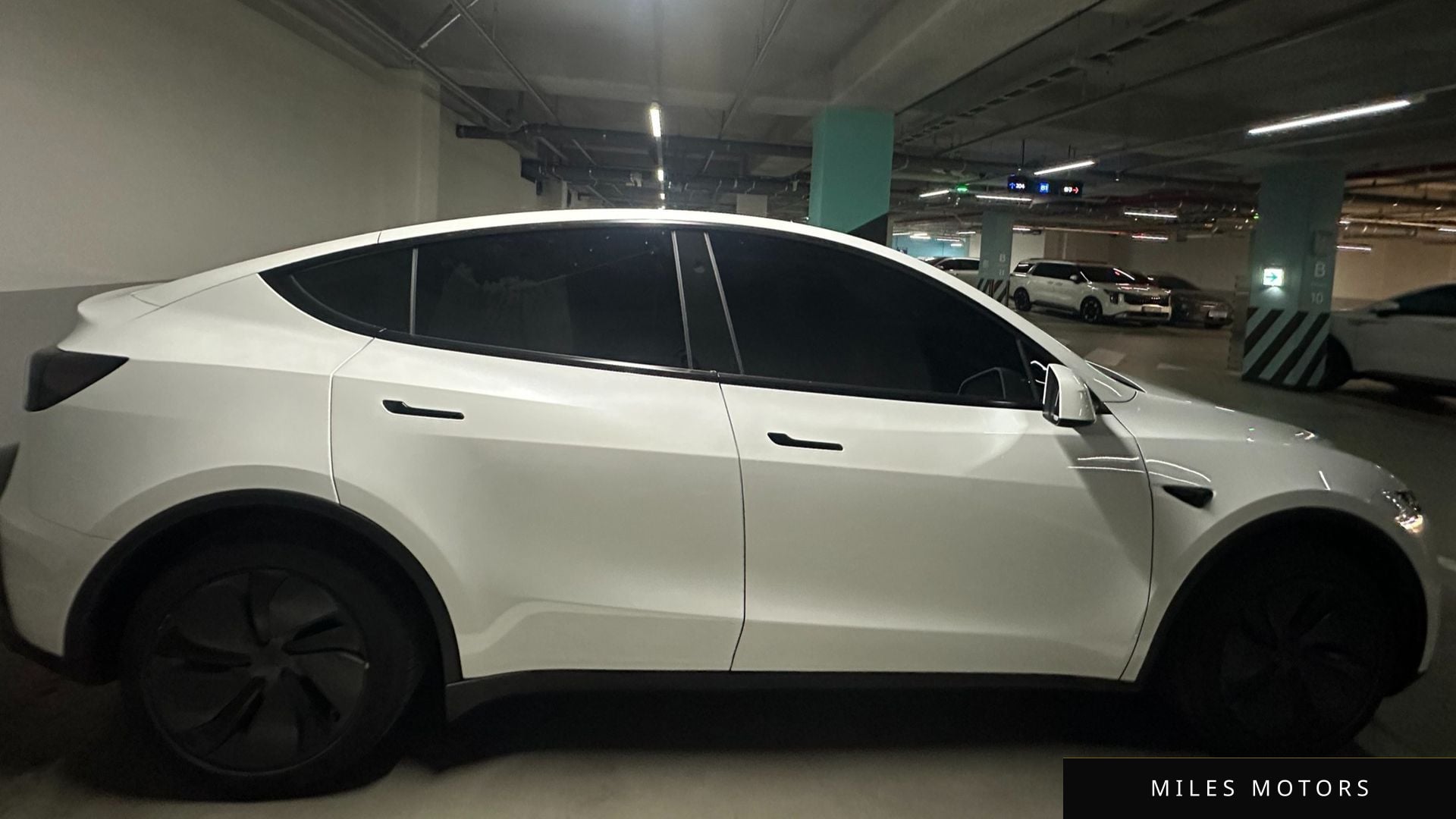 Tesla Model Y 2025 — миниатюра 7
