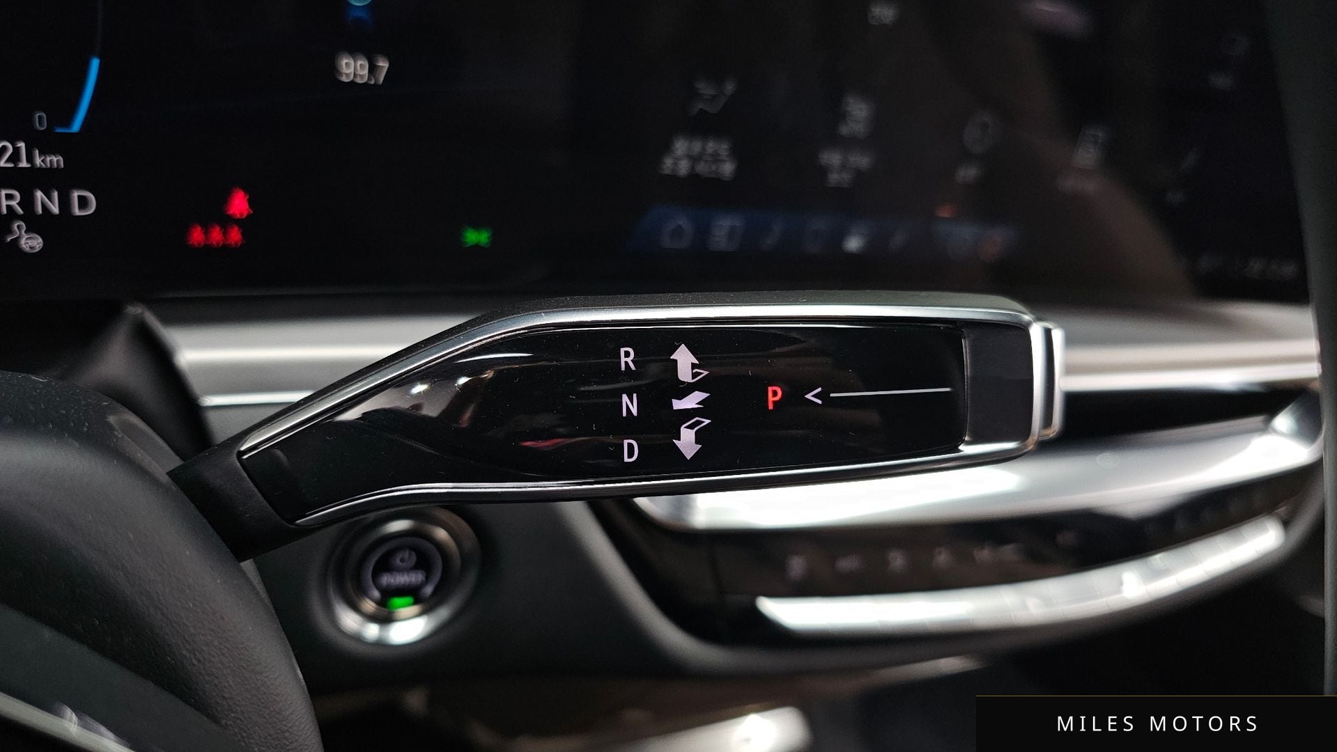 Cadillac 리릭 2024 — миниатюра 11