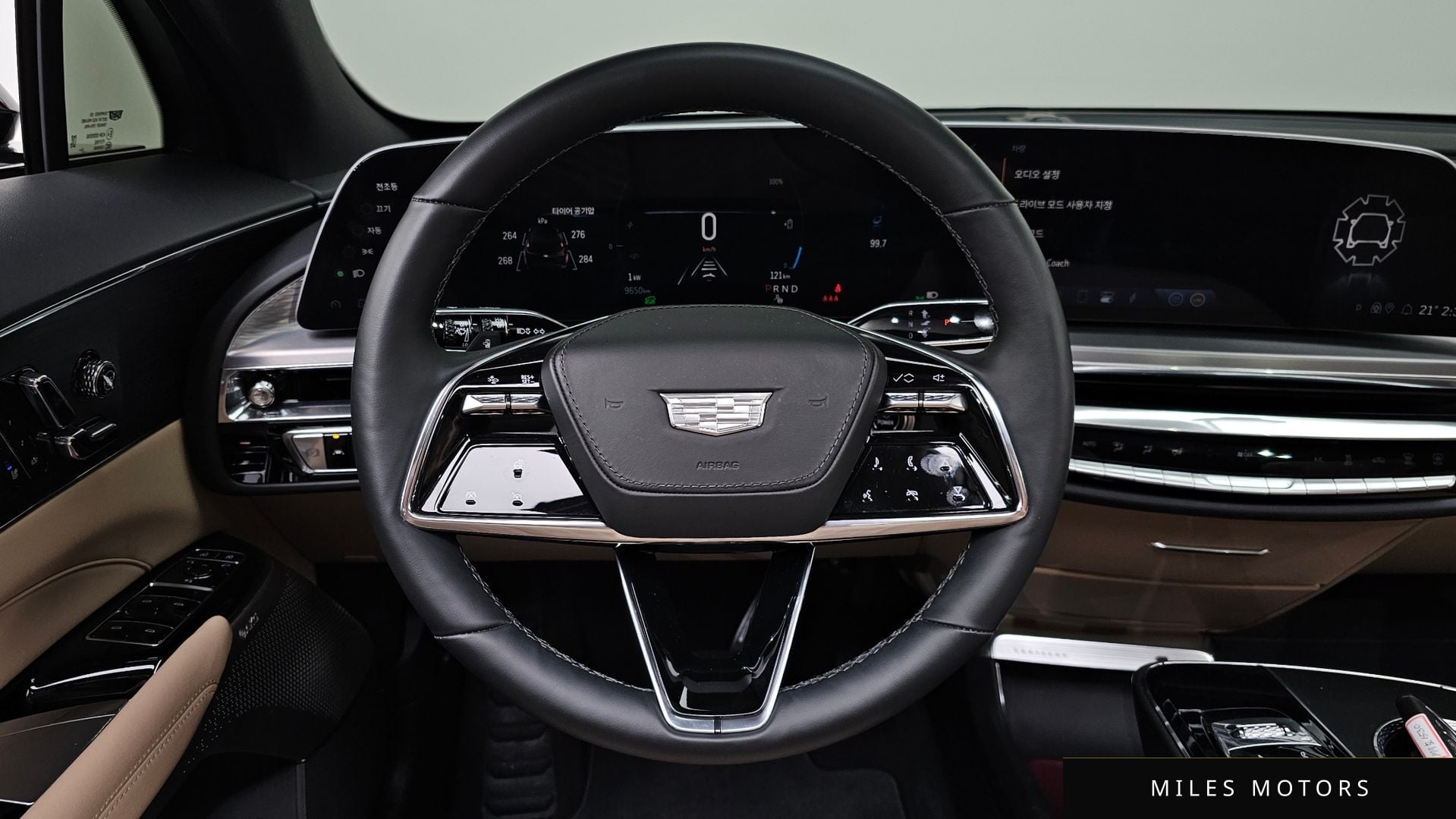Cadillac 리릭 2024 — миниатюра 19