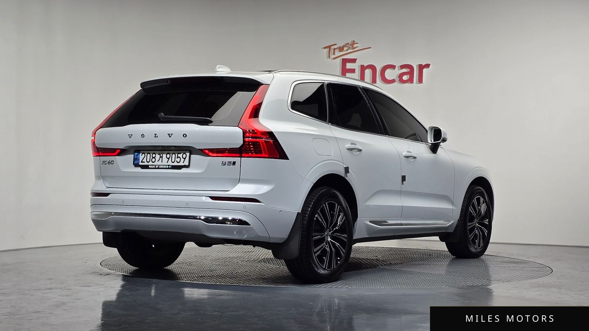 Volvo XC60 2022 — миниатюра 2