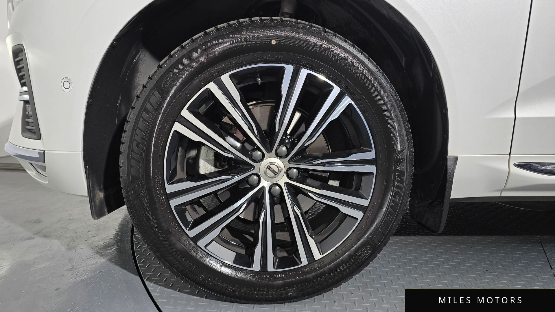 Volvo XC60 2022 — миниатюра 5