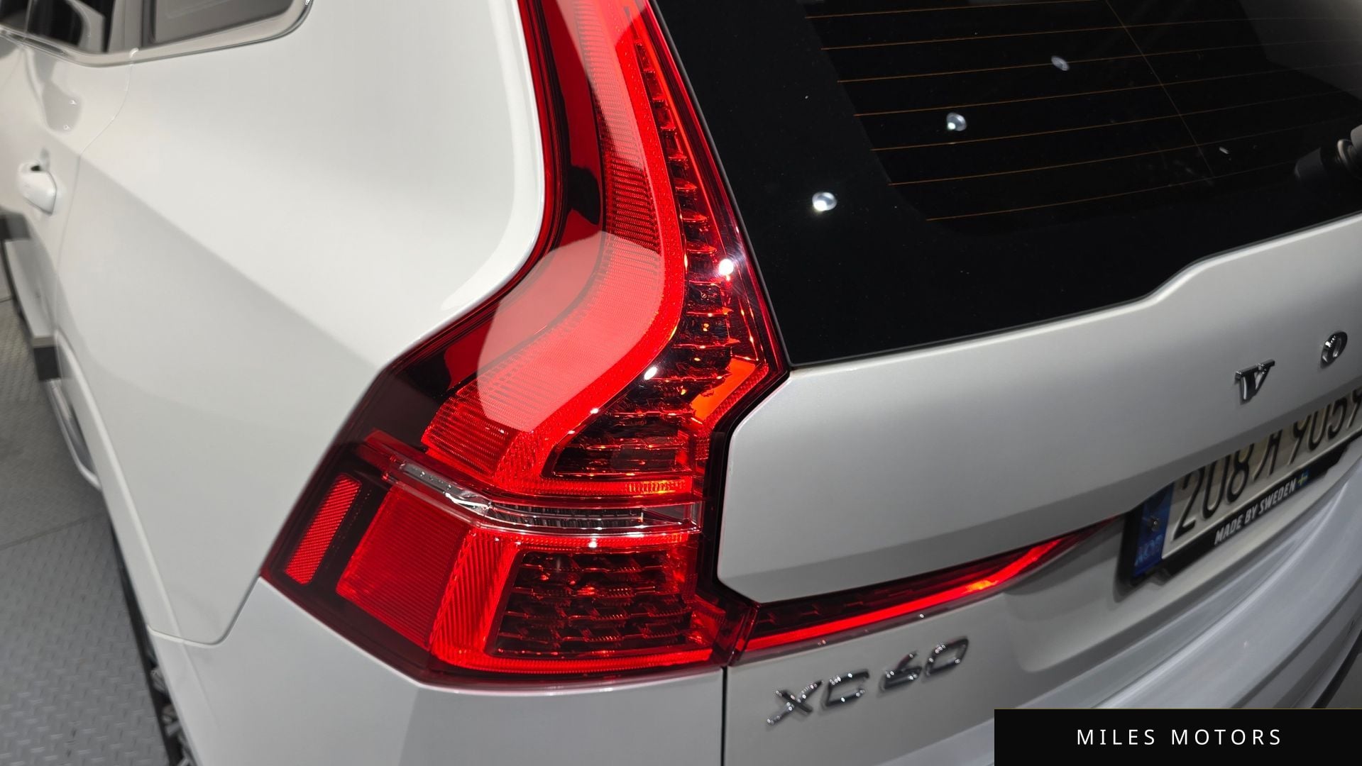 Volvo XC60 2022 — миниатюра 9