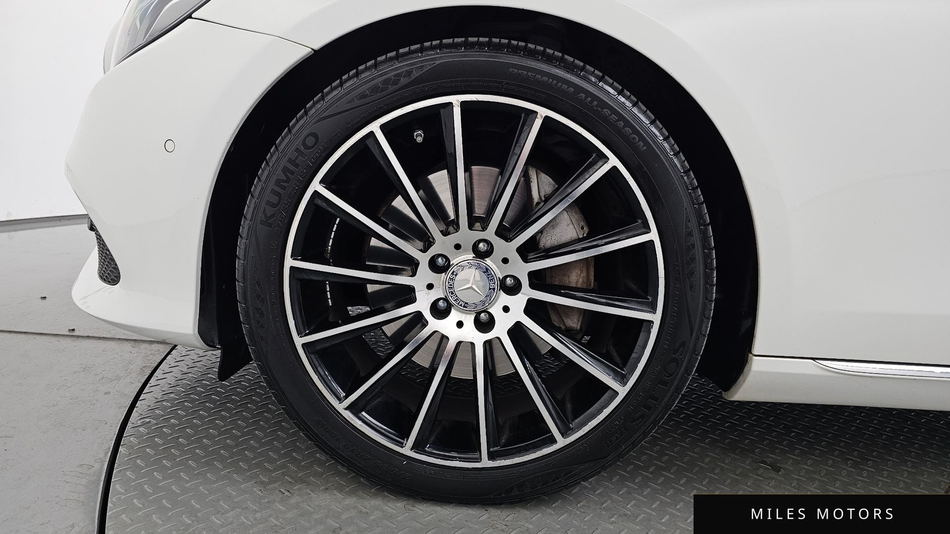 Mercedes-Benz E-Class W213 2017 — миниатюра 4