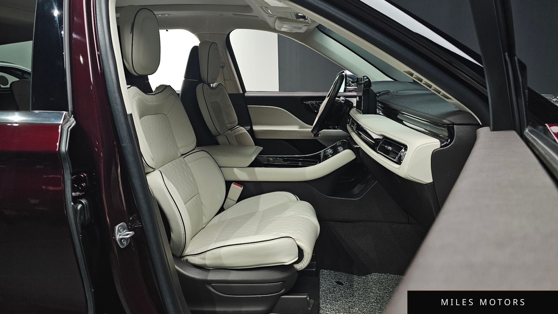 Lincoln Aviator 2021 — миниатюра 12