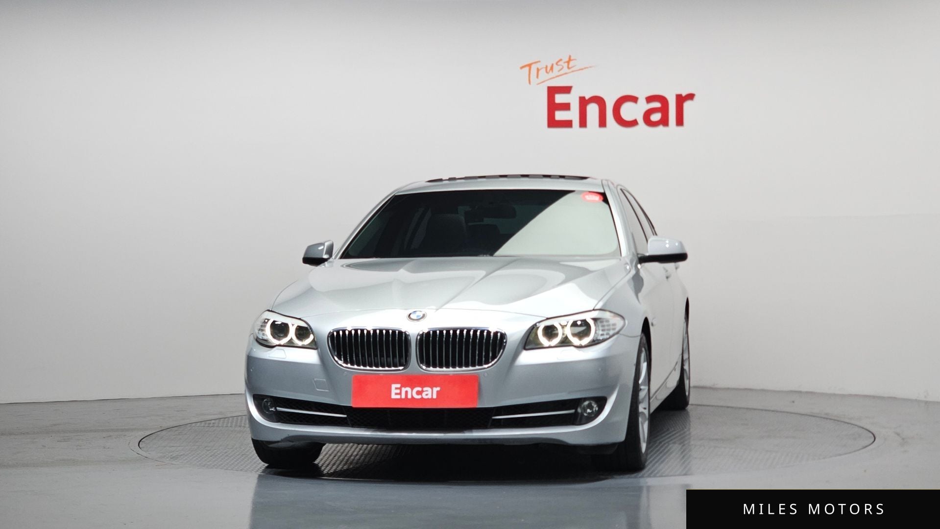 BMW 5 Series (F10) 2013 — миниатюра 3
