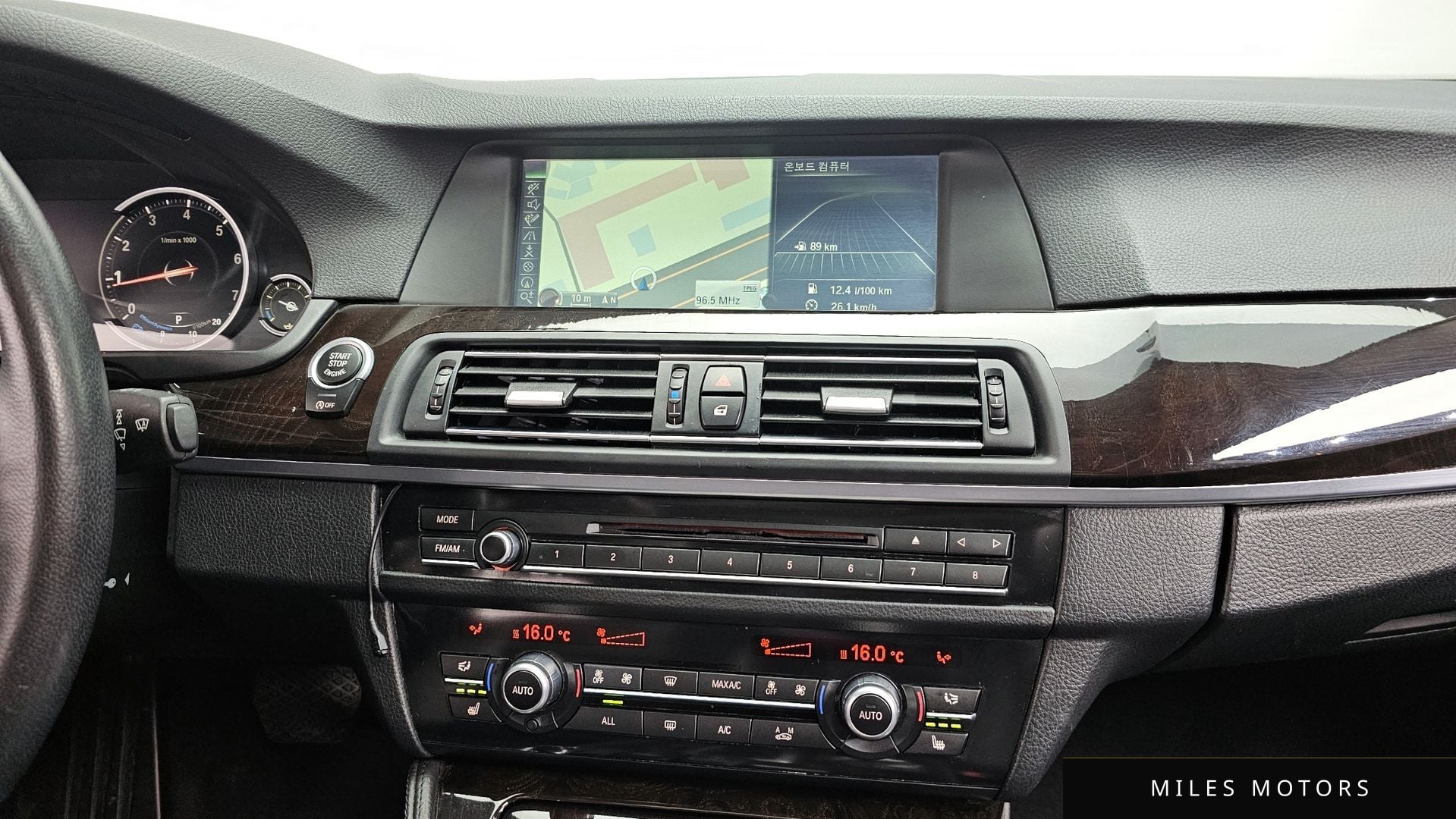 BMW 5 Series (F10) 2013 — миниатюра 12