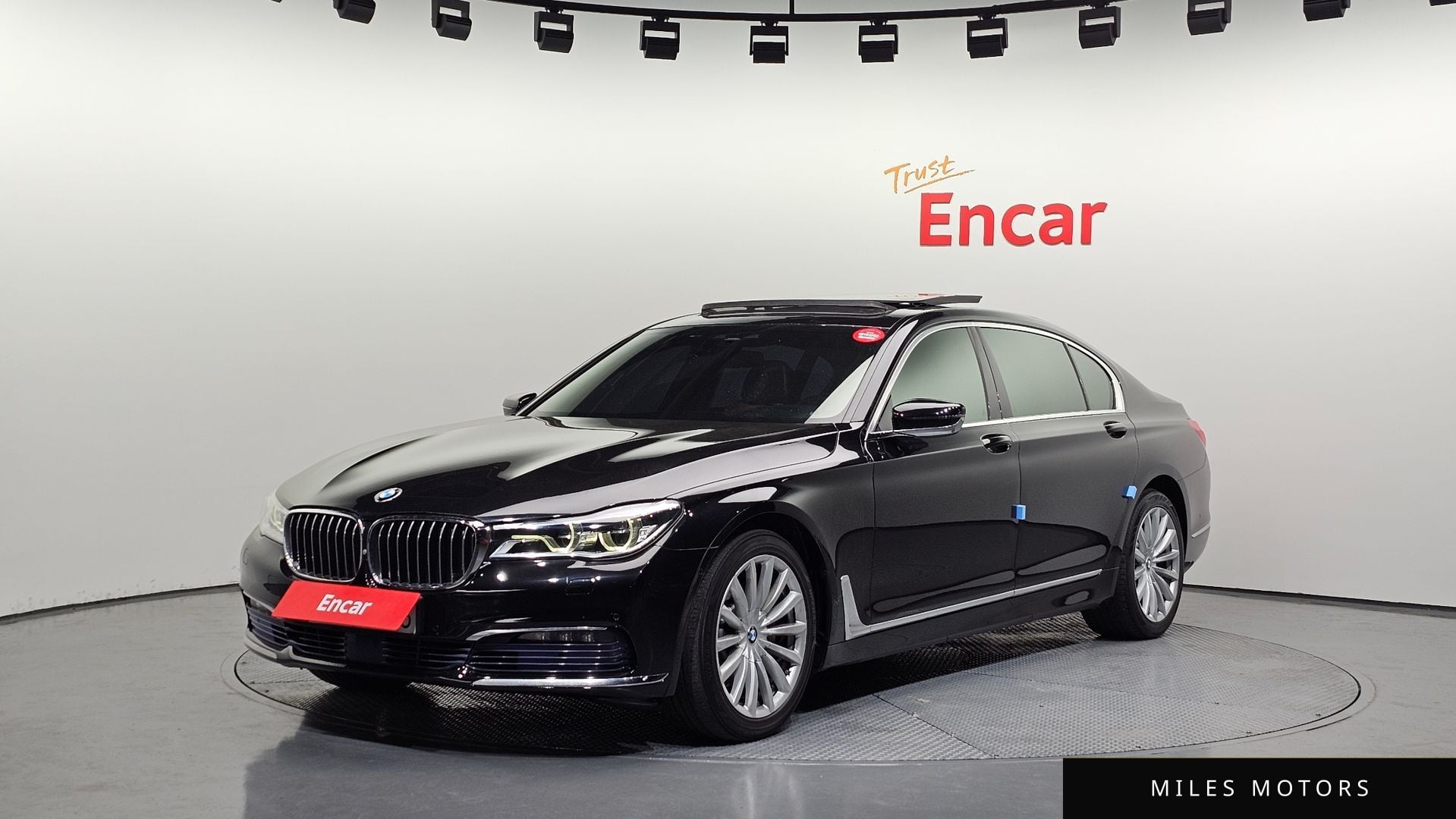 BMW 7 Series (G11) 2016 — фото 1 из 12