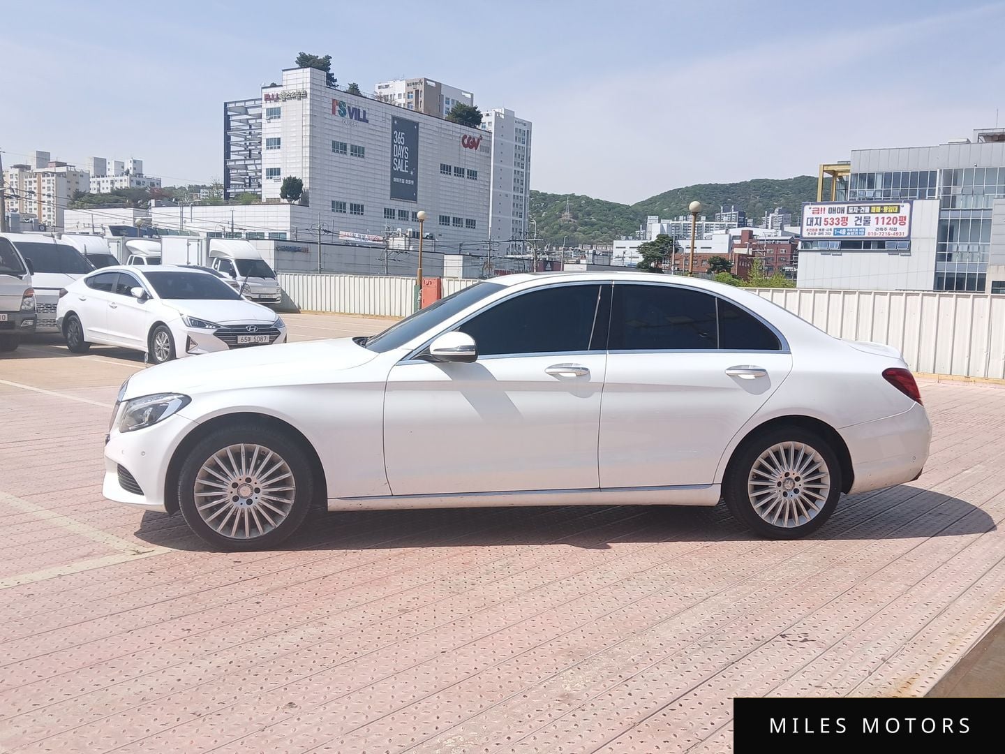 Mercedes-Benz C-Class W205 2016 — миниатюра 3