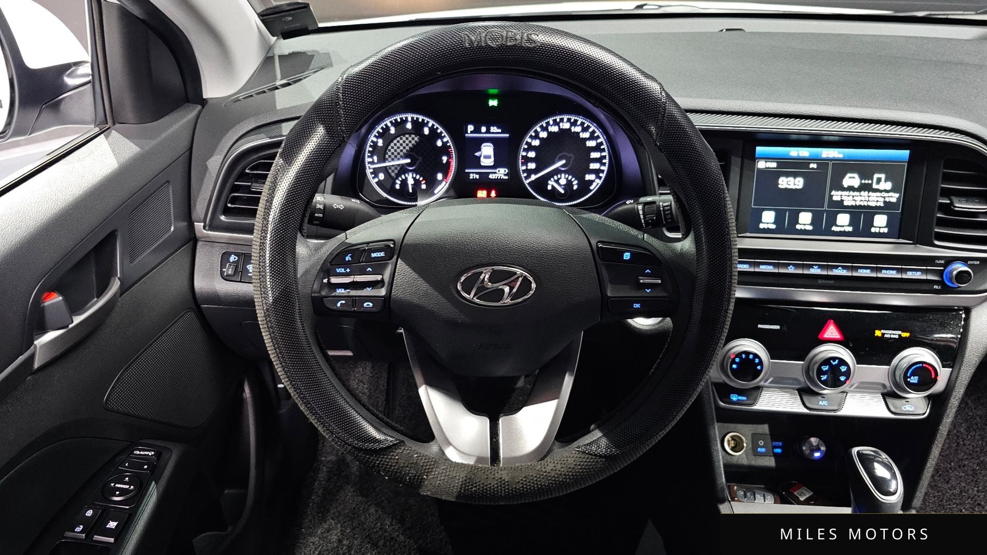 Hyundai AVANTE 2020 — миниатюра 19