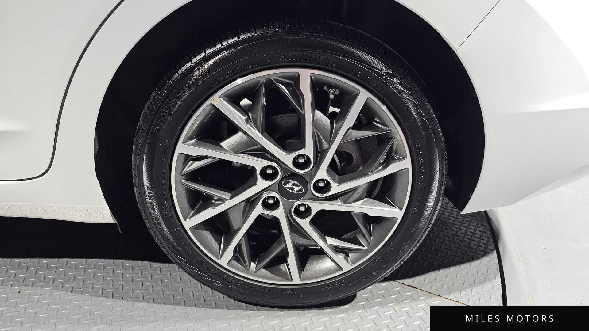 Hyundai AVANTE 2020 — миниатюра 7
