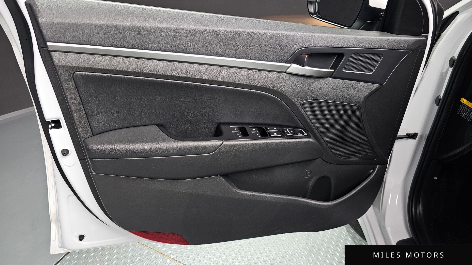 Hyundai AVANTE 2020 — миниатюра 14